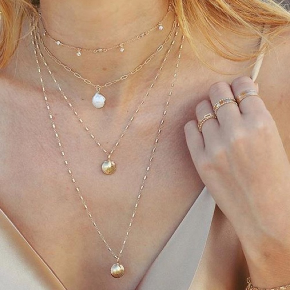 Love Me Knots Venus Choker